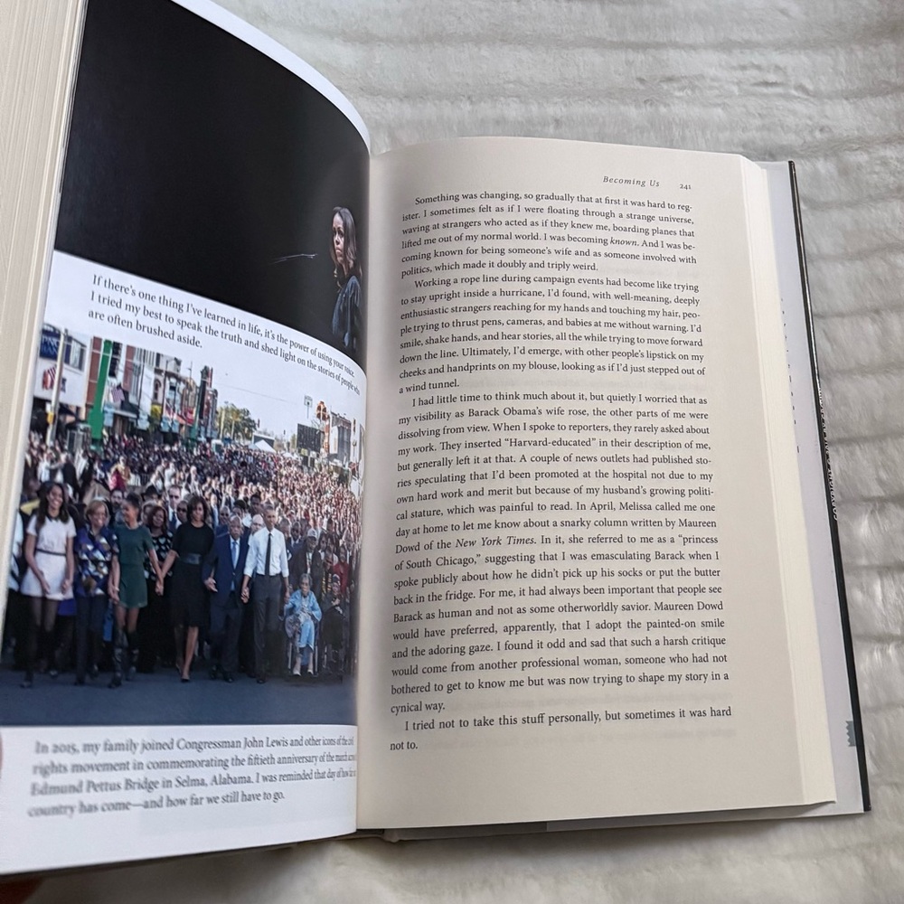 MICHELLE OBAMA “Becoming Michelle Obama” Autobiography - Picture 3 of 3